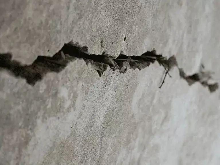 Here’s When You Should Start Worrying About that Foundation Crack