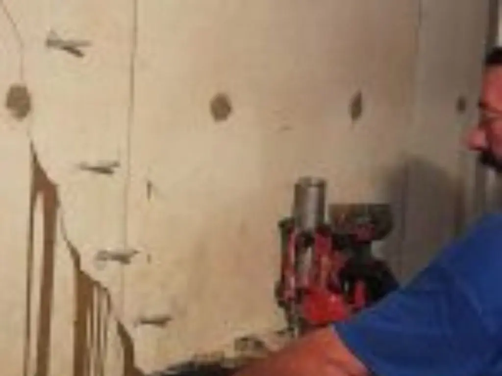 Concrete Crack Injections Concrete Crack Injections